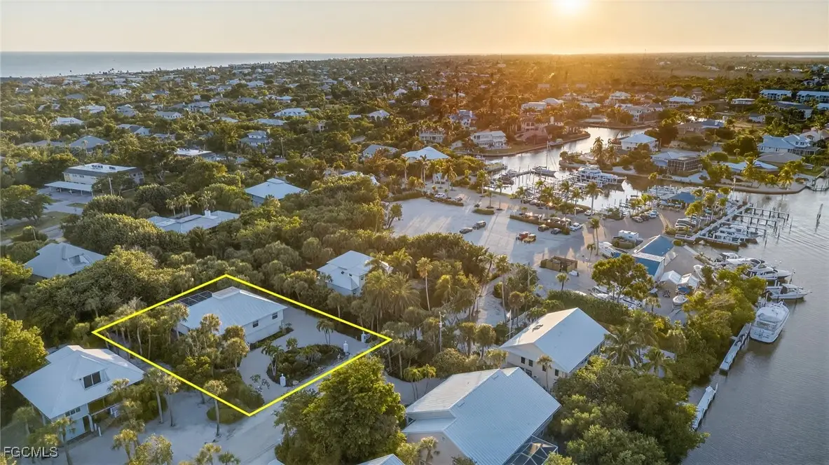 611 N Yachtsman Drive, Sanibel, FL 33957 - Image #1