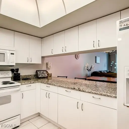 4331 Bay Beach Lane #152, Fort Myers Beach, FL 33931 - Image #2