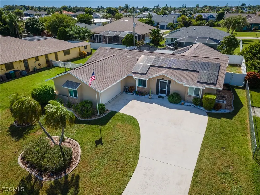 928 SE 21st Place, Cape Coral, FL 33990 - Image #1