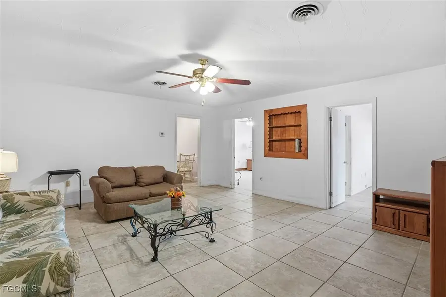 101 Alameda Avenue, Fort Myers, FL 33905 - Image #3