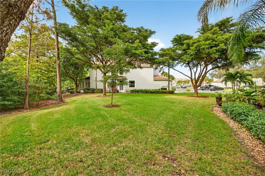 8410 Village Edge Circle #4, Fort Myers, FL 33919 - Image #3