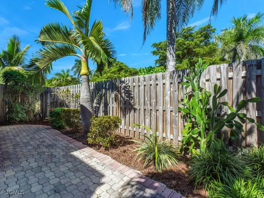 10835 Meadow Lark Cove Drive, Fort Myers, FL 33908 - Image #3
