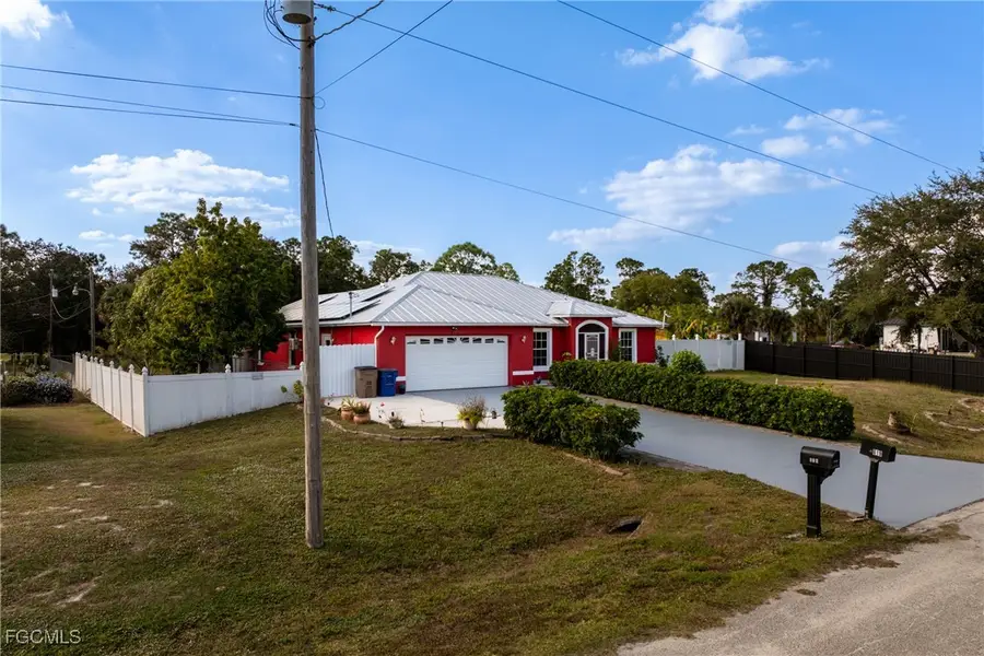 619 Broadway Avenue, Lehigh Acres, FL 33972 - Image #3