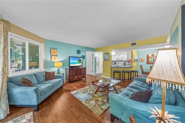 3170 Seasons Way #816, Estero, FL 33928