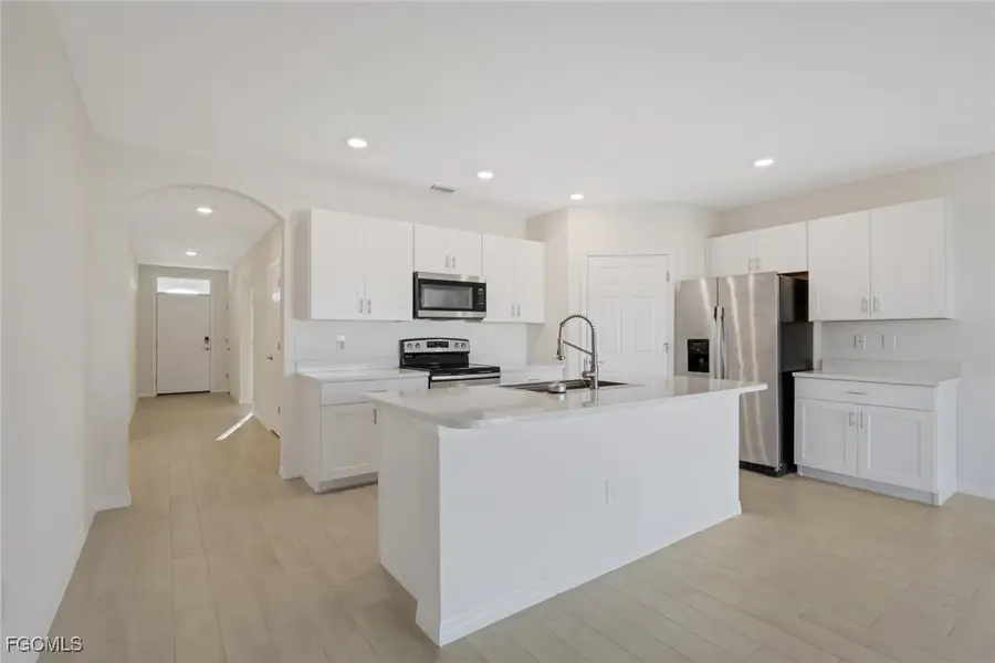 2800 NW 6th Avenue, Cape Coral, FL 33993 - Image #3