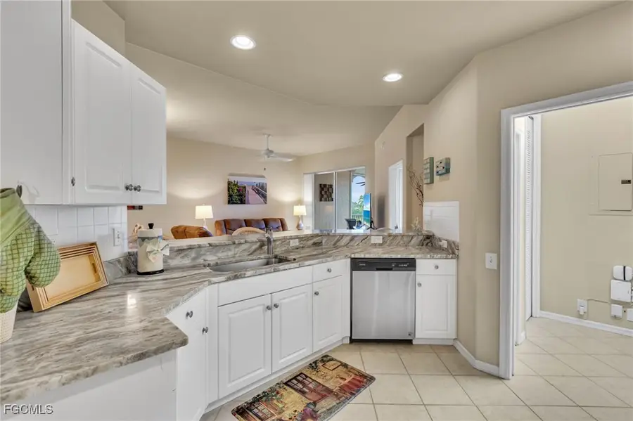 9170 Southmont Cove #302, Fort Myers, FL 33908 - Image #3