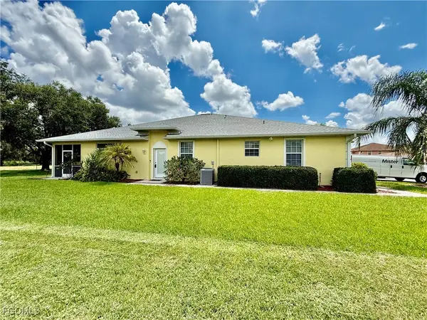 19933 Lake Vista Circle, Lehigh Acres, FL 33936