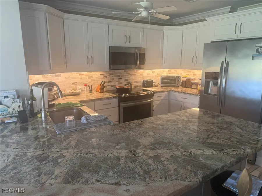 5910 Trailwinds Drive #422, Fort Myers, FL 33907 - Image #2