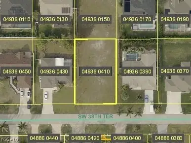 2625 SW 38th Terrace, Cape Coral, FL 33914