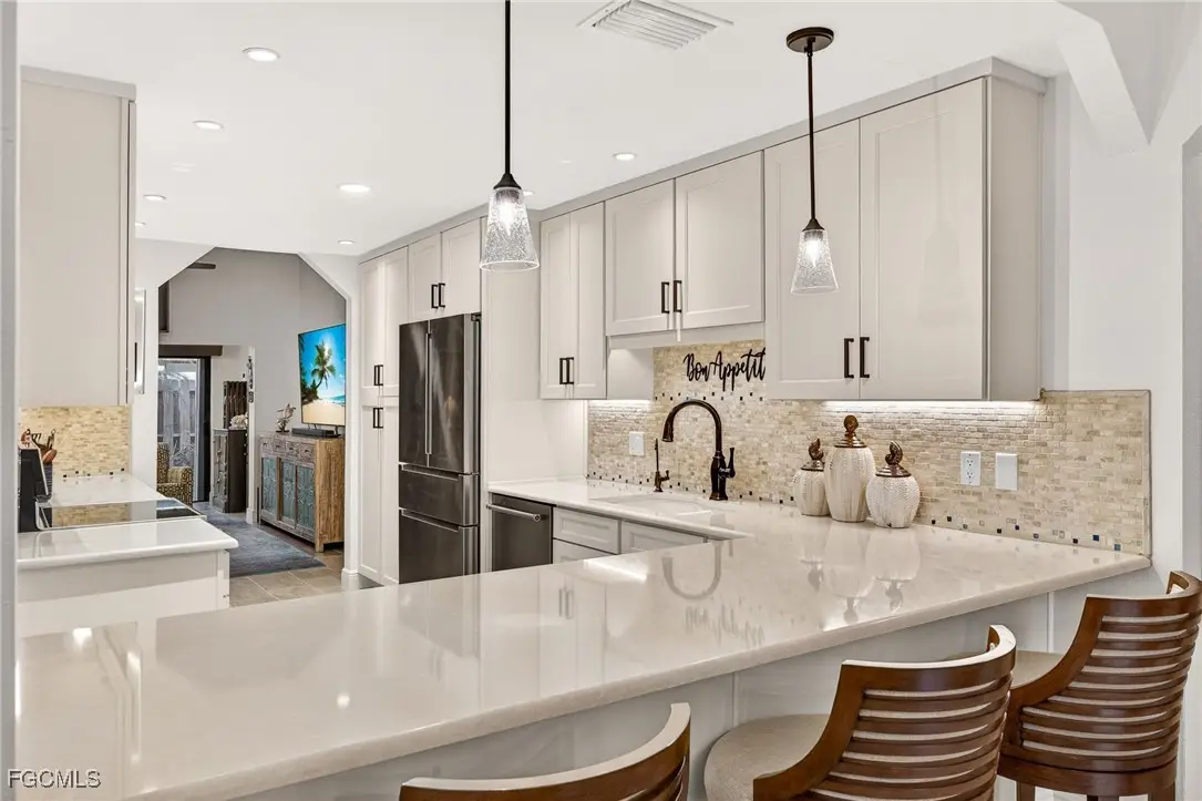 4656 S Landings Drive, Fort Myers, FL 33919 - Image #1