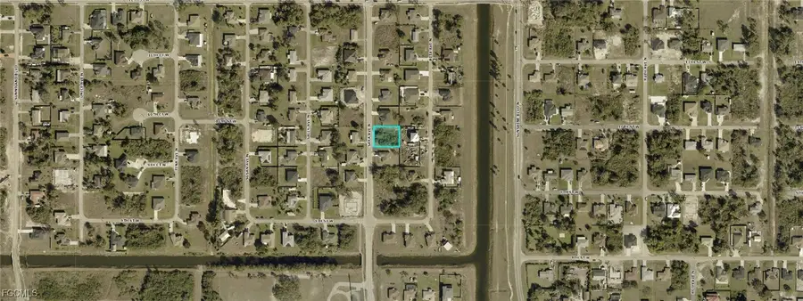 906 Sara Avenue N, Lehigh Acres, FL 33971 - Image #2