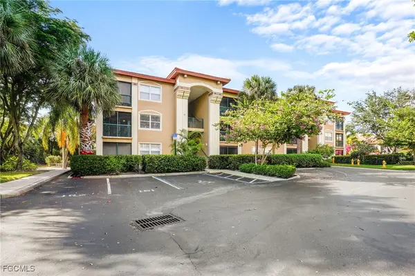 8960 Colonnades Court E #921, Bonita Springs, FL 34135