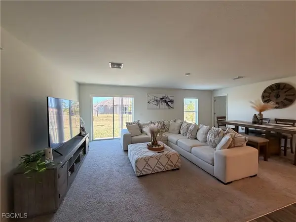 1724 NW 11th Place, Cape Coral, FL 33993