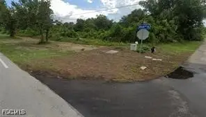 302 Bell Boulevard S, Lehigh Acres, FL 33974