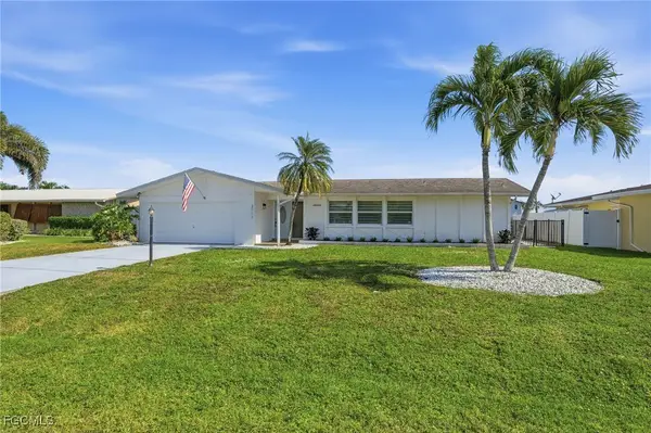 2711 SE 18th Court, Cape Coral, FL 33904