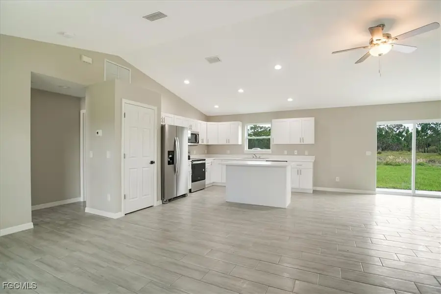 6012 Hanna Avenue N, Lehigh Acres, FL 33971 - Image #2