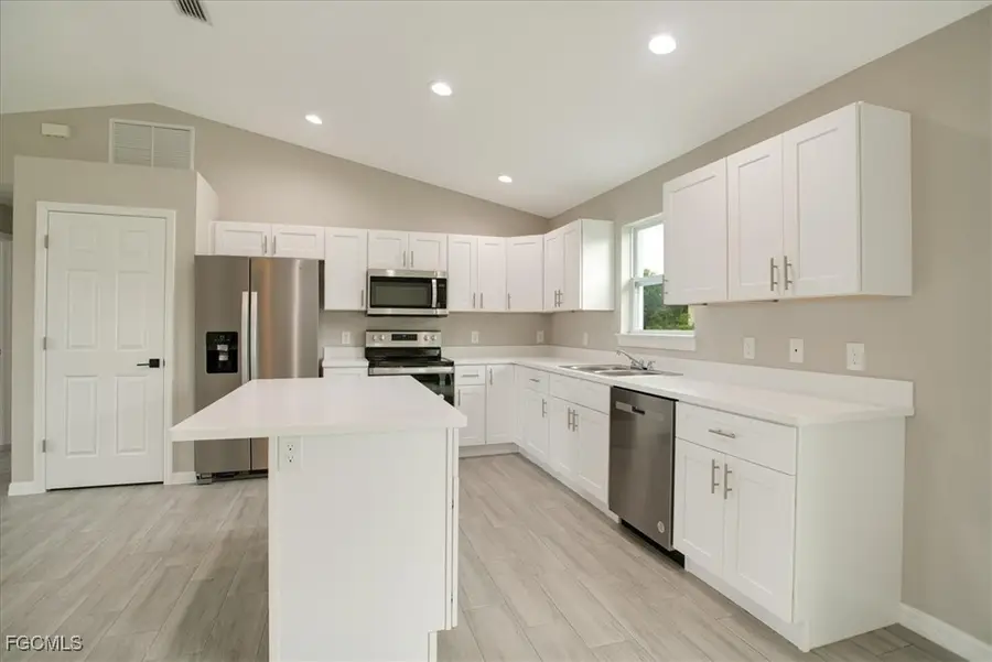 6012 Hanna Avenue N, Lehigh Acres, FL 33971 - Image #3