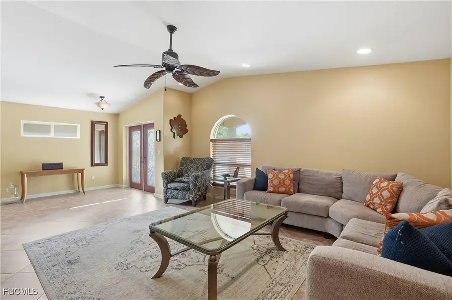 5541 Winkler Road, Fort Myers, FL 33919 - Image #3