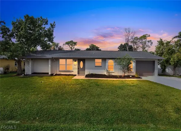 8607 Chatham Street, Fort Myers, FL 33907