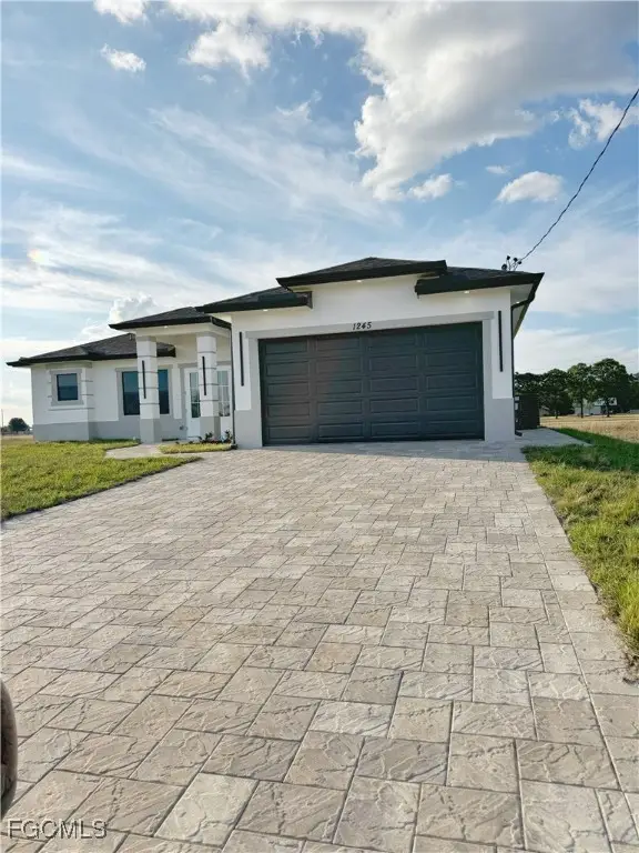 1245 Calico Street, Labelle, FL 33935