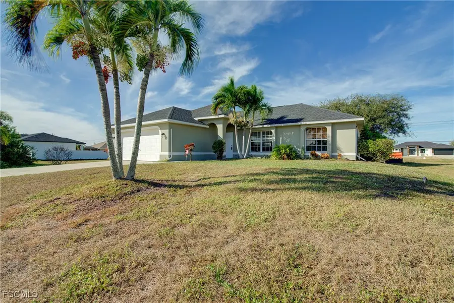 1310 NE 2nd Place, Cape Coral, FL 33909 - Image #2