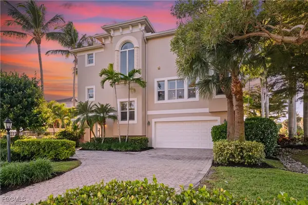 1104 6th Street S #1, Naples, FL 34102