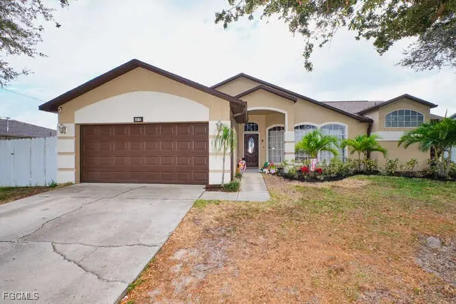 27 NE 11th Place, Cape Coral, FL 33909 - Image #1