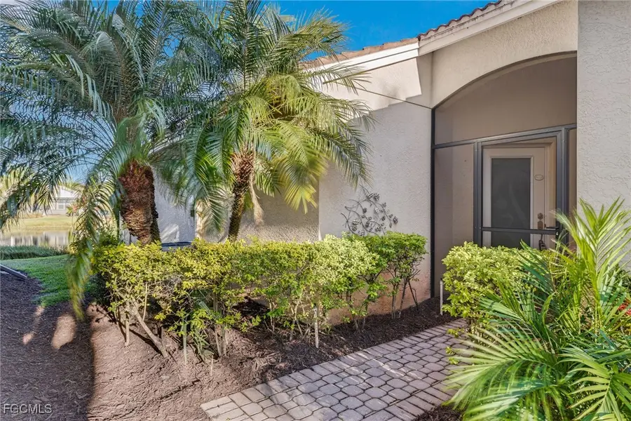 11081 Yellow Poplar Drive, Fort Myers, FL 33913 - Image #2