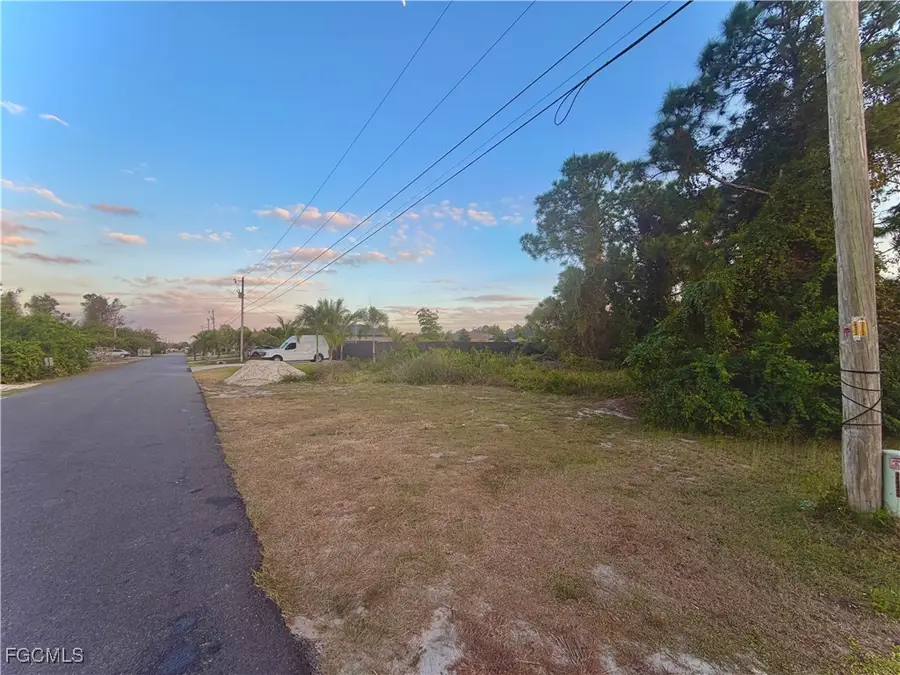 2717 5th Street Sw, Lehigh Acres, FL 33976 - Image #2