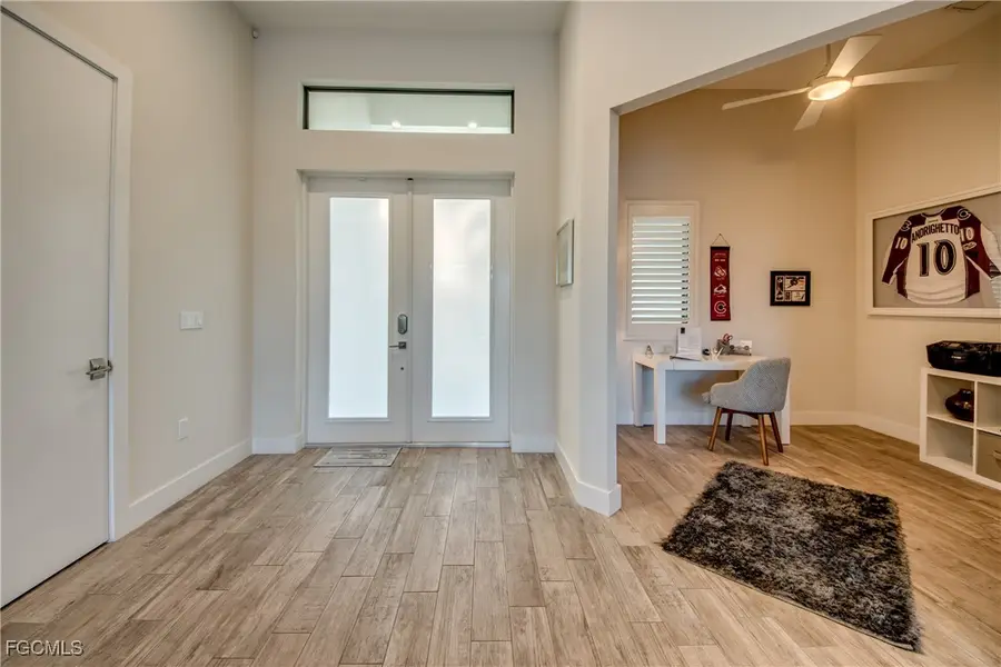 818 Montclaire Court, Cape Coral, FL 33904 - Image #3