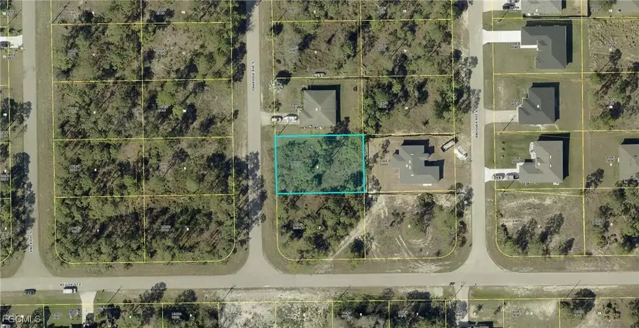 813 Oakridge Avenue S, Lehigh Acres, FL 33974 - Image #2