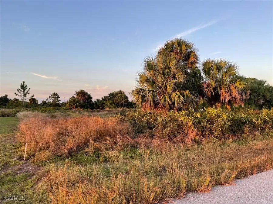 758 Fleming Avenue S, Lehigh Acres, FL 33974 - Image #3