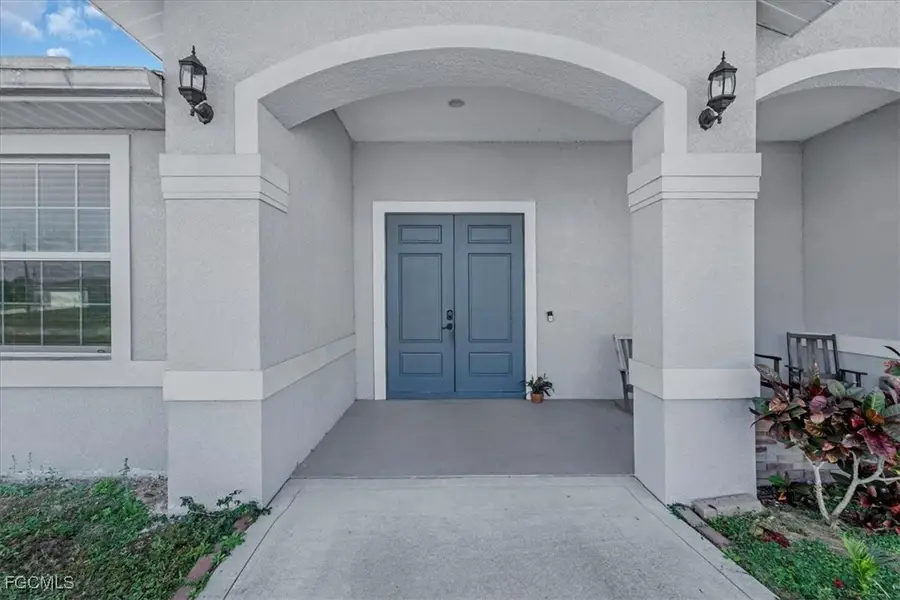 7043 Brazil Circle, Labelle, FL 33935 - Image #2