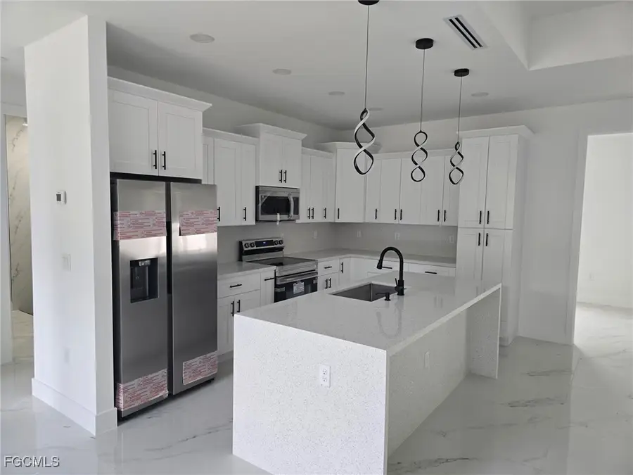 1605 Canton Avenue, Lehigh Acres, FL 33972 - Image #3