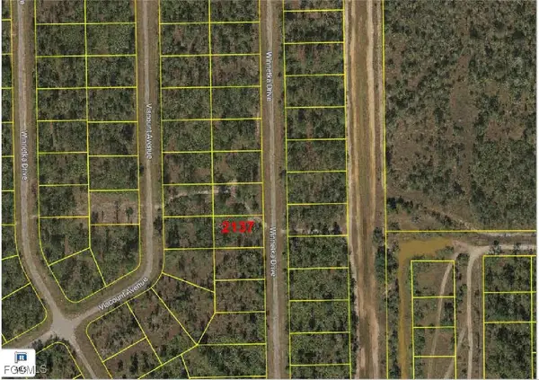 2137 Winnetka Drive, Lehigh Acres, FL 33972