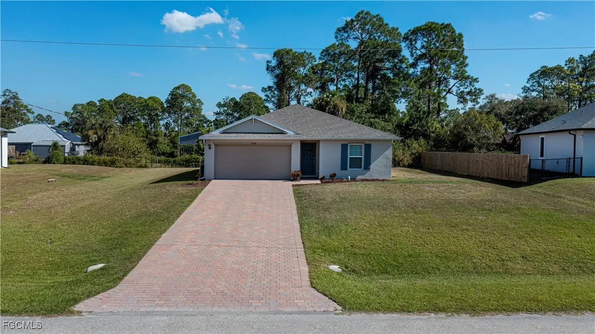 6058 S Moss Circle, Labelle, FL 33935 - Image #1