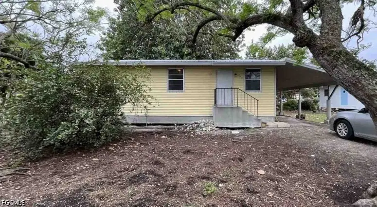 420 SE 1st Street, South Bay, FL 33493 - #3