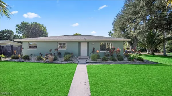 50 Palm Tree Terrace, Fort Myers, FL 33905