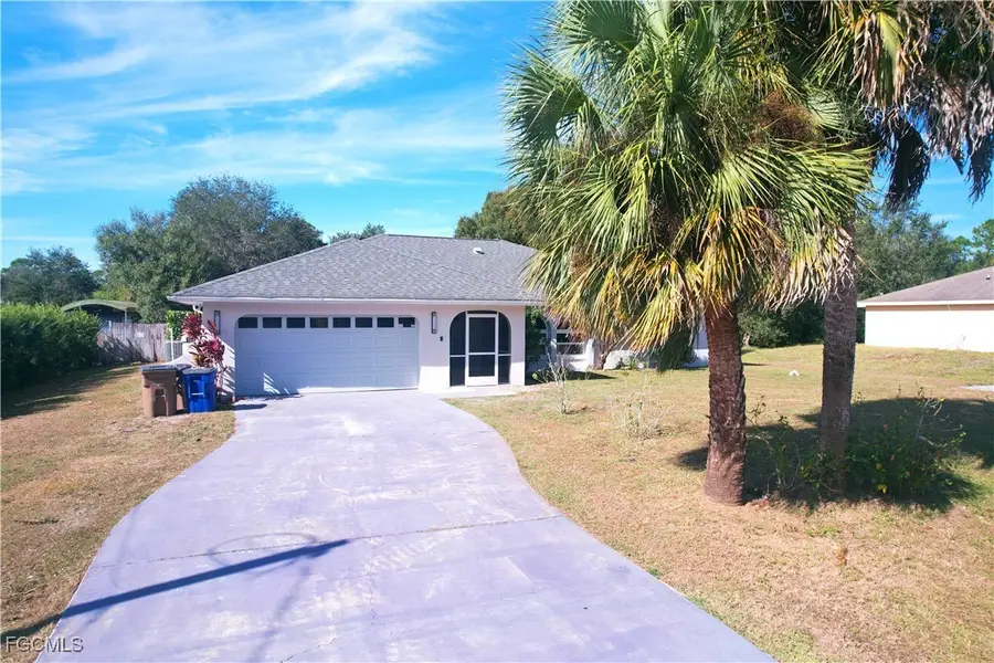 511 Washington Avenue, Lehigh Acres, FL 33972 - Image #2