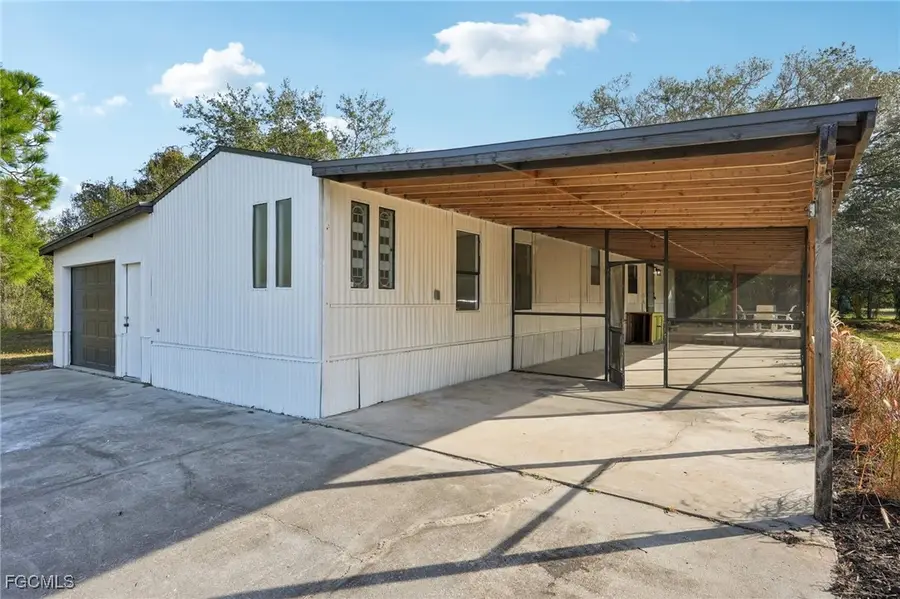 4440 Fort Keis Avenue, Labelle, FL 33935 - Image #2