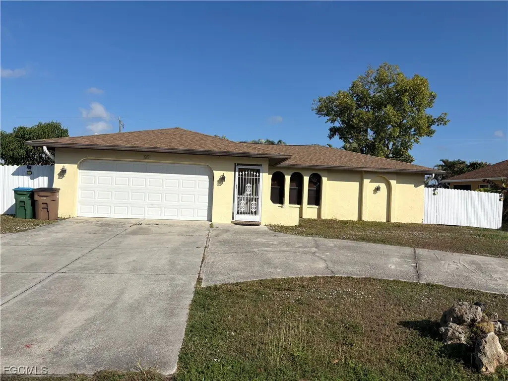 121 SW Trafalgar Parkway, Cape Coral, FL 33991 - Image #1