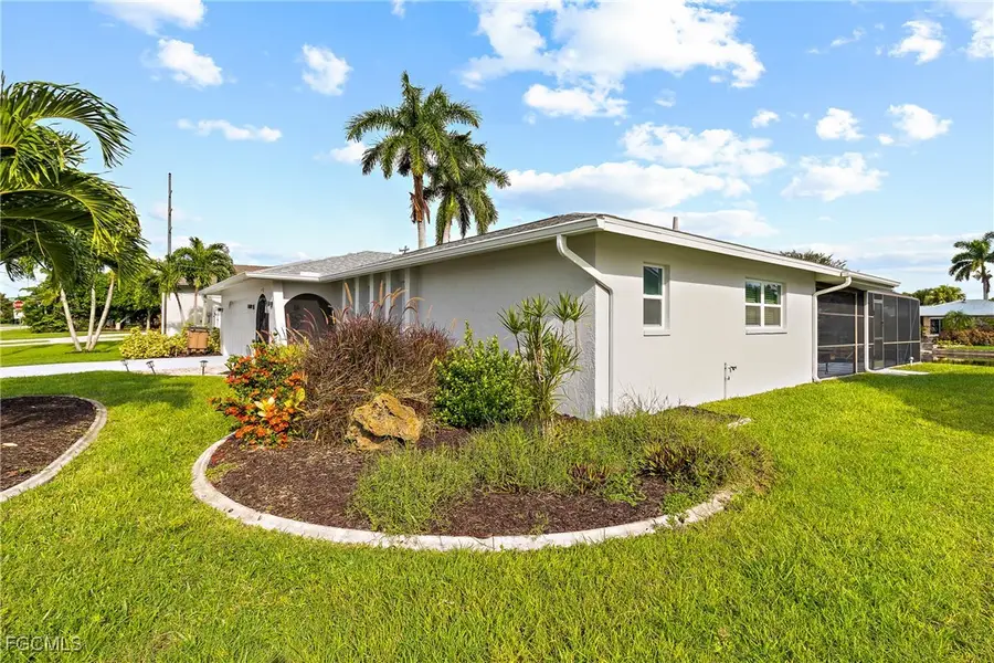 107 SE 39th Street, Cape Coral, FL 33904 - Image #3