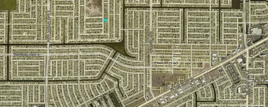 1021 NE 4th Avenue, Cape Coral, FL 33909 - Image #2