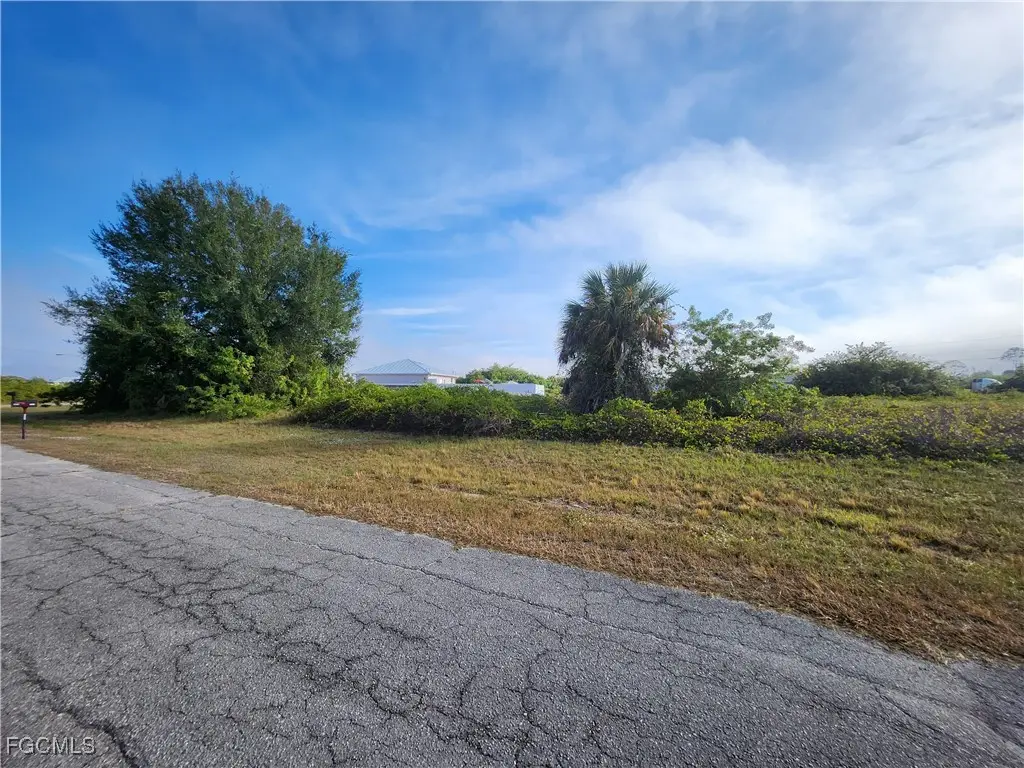 7020 Calder Circle, Labelle, FL 33935 - Image #1