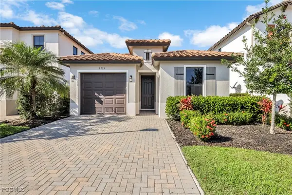 8793 Madrid Circle, Naples, FL 34104