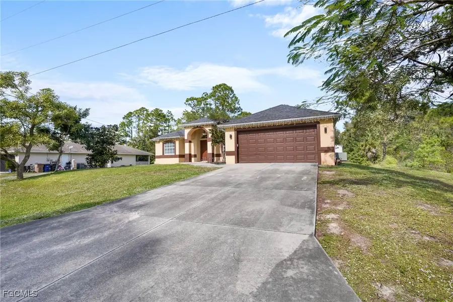 1019 Carroll Street E, Lehigh Acres, FL 33974 - Image #3