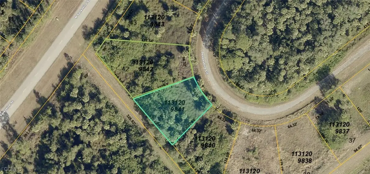 1131209841 & 1131209842 Devonshire Circle, North Port, FL 34288 - #1