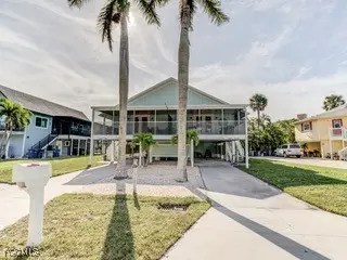 240 Nature View Court, Fort Myers Beach, FL 33931
