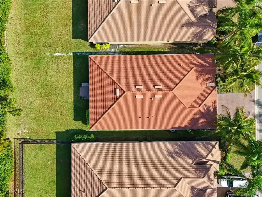 3204 Royal Gardens Avenue, Fort Myers, FL 33916 - Image #3