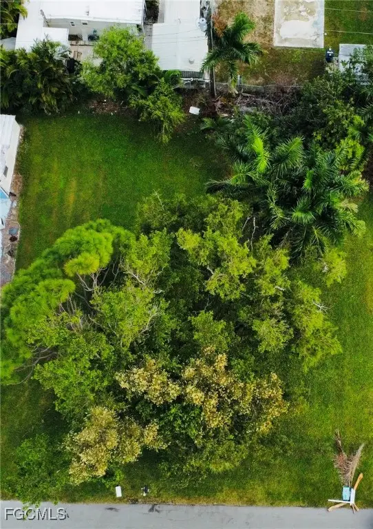 10458 Trotwood Avenue, Saint James City, FL 33956 - Image #3